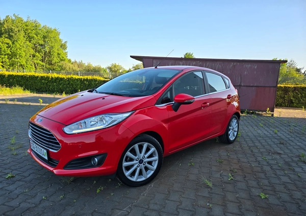 Ford Fiesta cena 33800 przebieg: 169000, rok produkcji 2015 z Radom małe 562